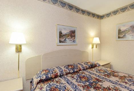 The Sanford Inn Экстерьер фото