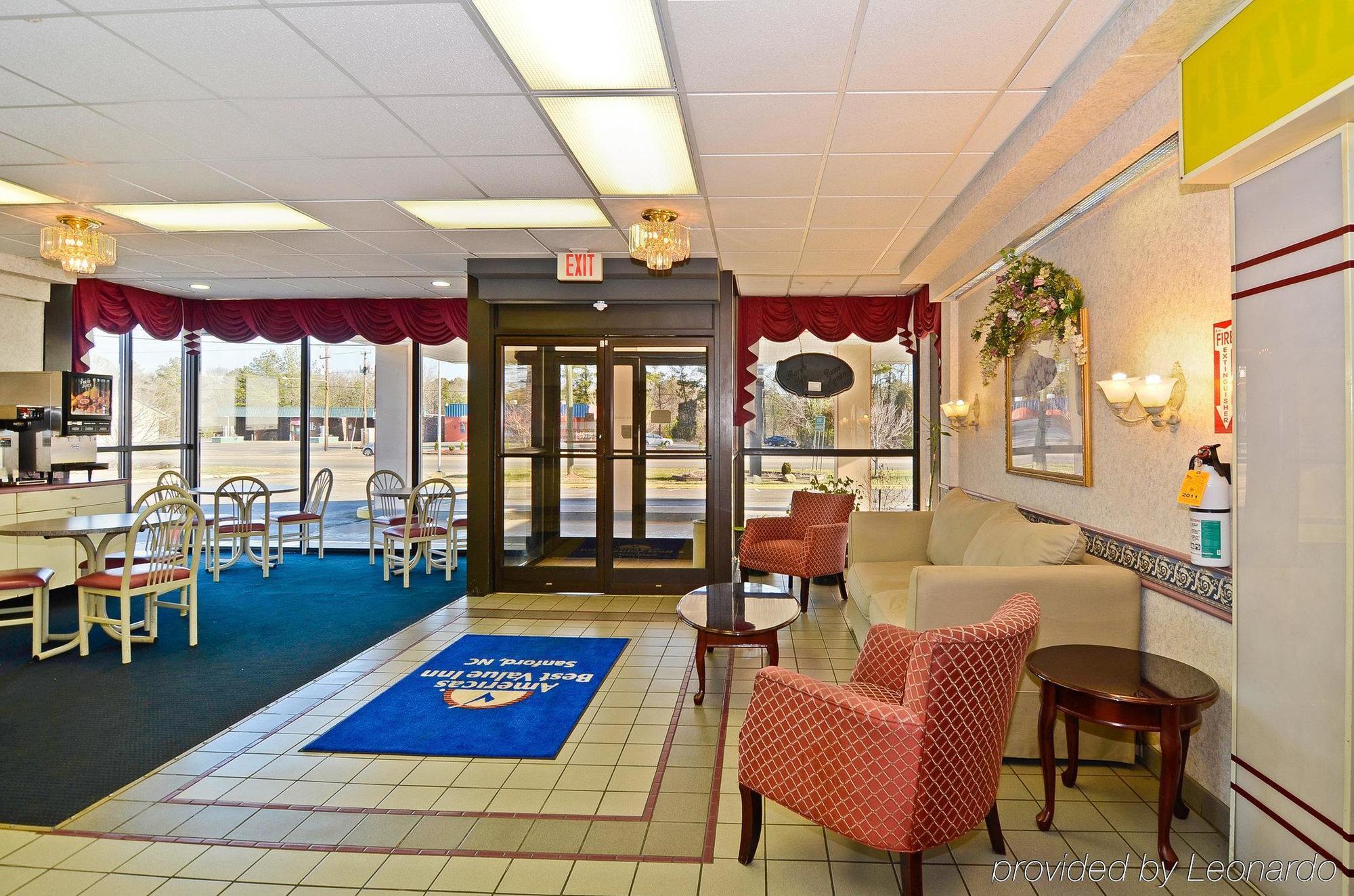 The Sanford Inn Интерьер фото
